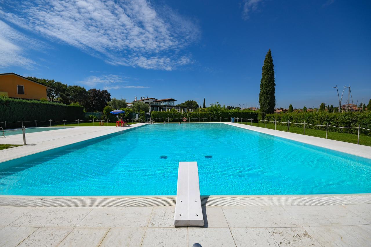 Sirmione Beach Apartment Exteriér fotografie
