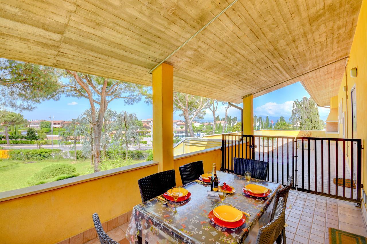 Sirmione Beach Apartment Exteriér fotografie