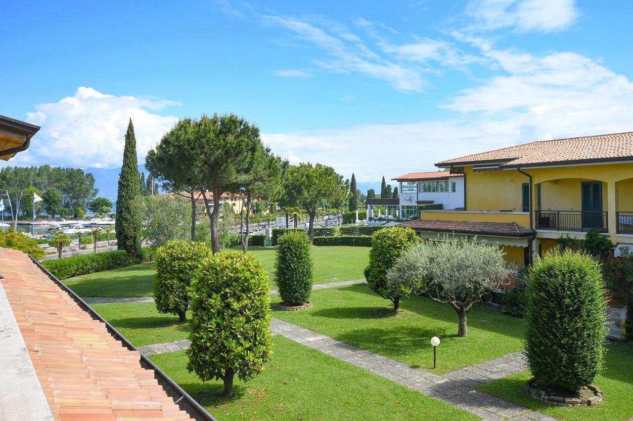 Sirmione Beach Apartment Exteriér fotografie
