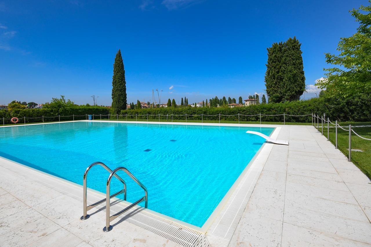 Sirmione Beach Apartment Exteriér fotografie
